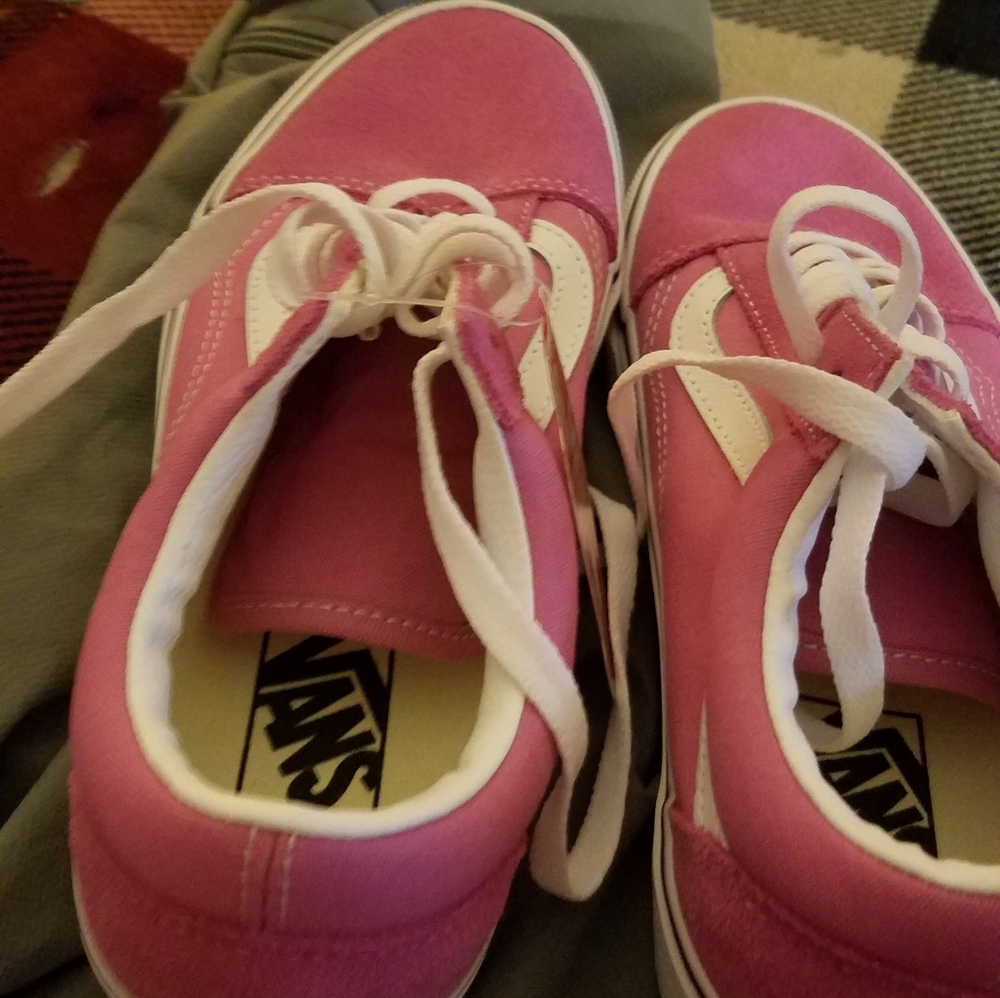 Van's